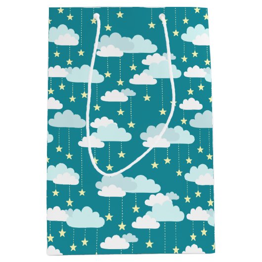 Cute Falling Stars & Clouds Pattern Medium Cadeauzakje (Voorkant)