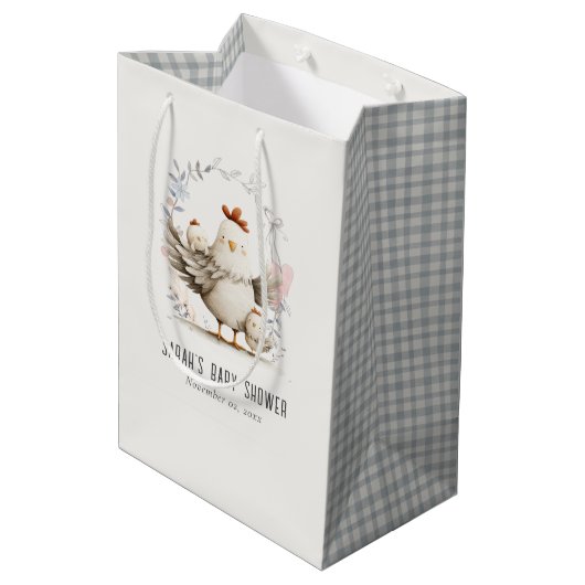 Cute Farm Mum and Baby Chick Floral Baby Shower Medium Cadeauzakje (Achterkant Gekanteld)