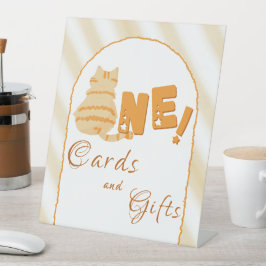 Cute Fat Orange Cat 1st Birthday Cards & Gifts Reclamebord Met Voetstuk