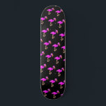 Cute Flamingos - Happy Persoonlijk Skateboard<br><div class="desc">Kute Flamingos - Gelukkig - Kies / voeg uw favoriete achtergrondkleuren toe!</div>