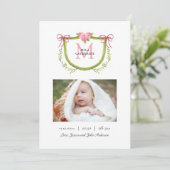 Cute Floral Crest met Monogram Baby girl Birth Aankondiging (Staand voorkant)
