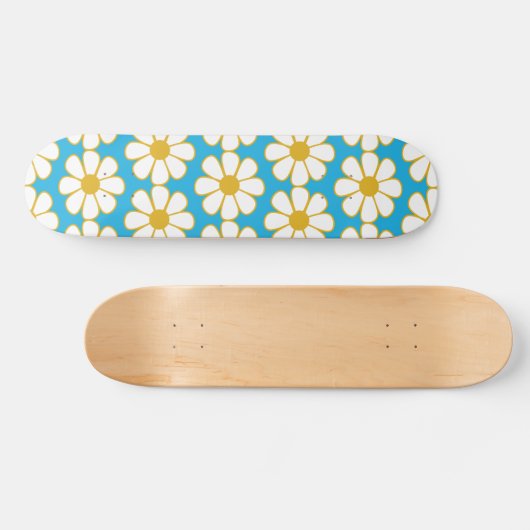 Cute Floral Daisy Pattern Mustard and Blue Persoonlijk Skateboard (Horizontaal)