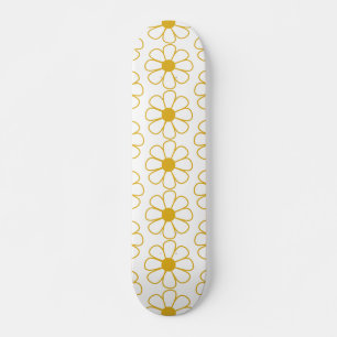 Cute Floral Daisy Pattern Mustard Gold en White Persoonlijk Skateboard