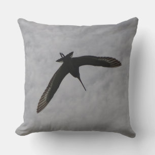 Cute Flying Godwit Sierkussen