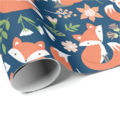Cute Fox en Floral Wrapping Paper Cadeaupapier (Rol Hoek)