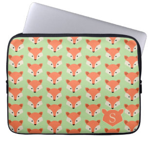 Cute Fox Pattern op Green Monogram Laptop Sleeve