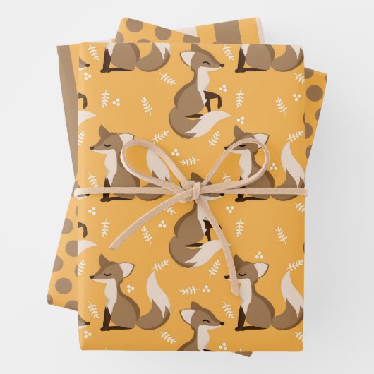 Cute Fox Wrapping Paper Set (In situ)