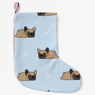 Cute franse buldog puppy die naadloos slaapt kleine kerstsok