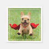 Cute French Bulldog Superheld rent in Grass Servetten (Voorkant)