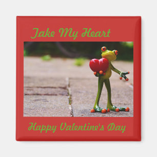 CUTE FROG HOLDING HEART MAGNEET