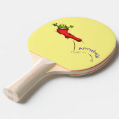Cute frog in een rode sock springende cartoon tafeltennisbatje (Voorkant Gekanteld)