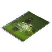 Cute frog met een Butterfly aan zijn neus Notitieboek (Linkerzijde)