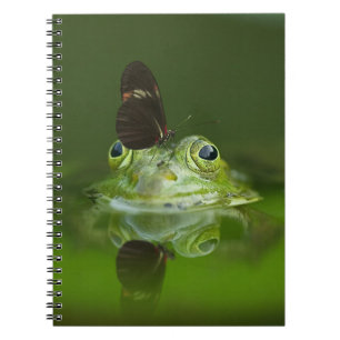 Cute frog met een Butterfly aan zijn neus Notitieboek