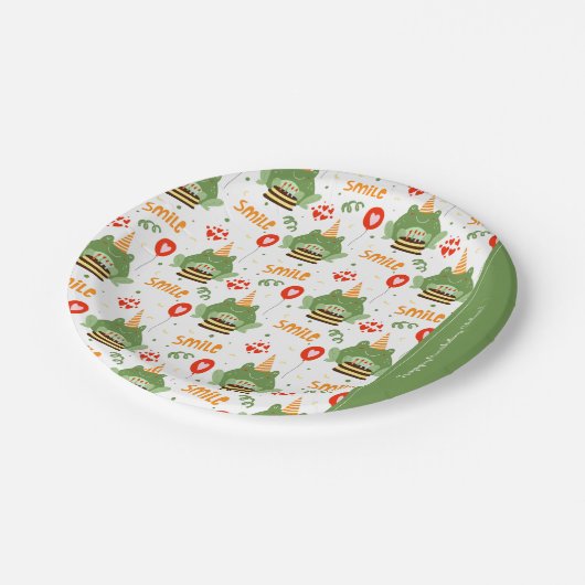 Cute Frog Pattern Smile Text Happy Birthday w Name Papieren Bordje (Gekanteld)