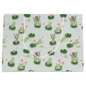 Cute Frogs in Lily Pond Groot Cadeauzakje (Voorkant)