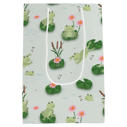 Cute Frogs in Lily Pond Medium Cadeauzakje (Achterkant)