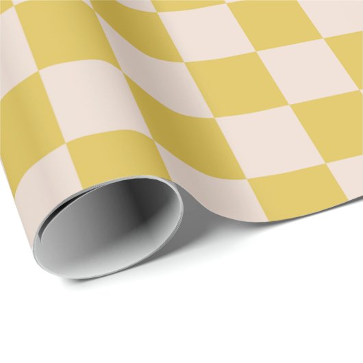 Cute Fun Modern Checkerboard Gele Geometric Cadeaupapier (Rol Hoek)