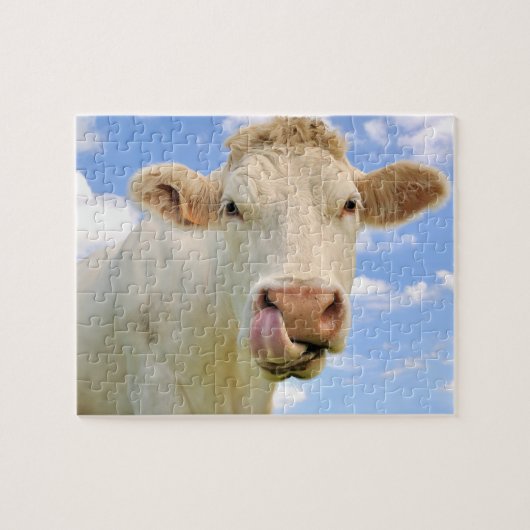 Cute Funny Boerderij Charolais Koe Licking Nose Legpuzzel (Horizontaal)