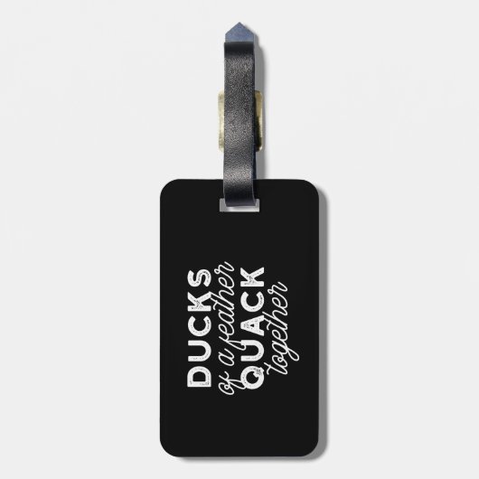 Cute Funny Ducks Puns Quote II Black Ver Bagagelabel (Achterkant verticaal)