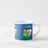 Cute funny green frog cartoon illustration espresso kop (Rechts)