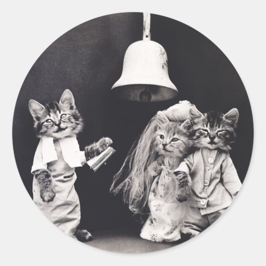 Cute Funny Kitten Couple Wedding Ceremony Ronde Sticker (Voorkant)