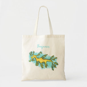 Cute funny leafy sea draak cartoon illustratie tote bag