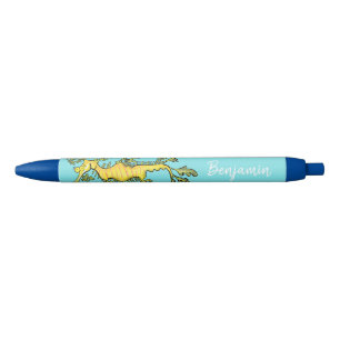 Cute funny leafy sea draak cartoon illustratie zwarte inkt pen
