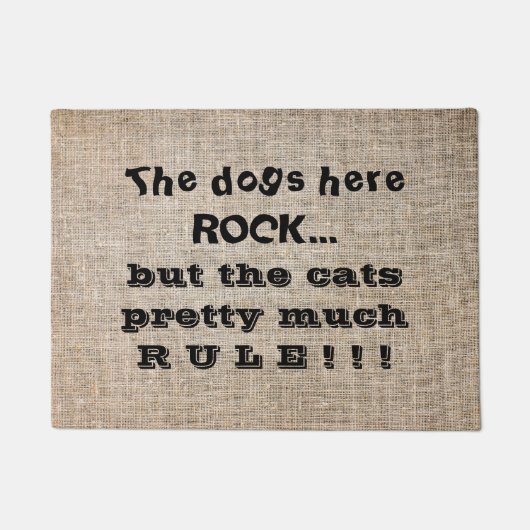 Cute Funny Pets Dogs Rock Cats Rule op Burlap Deurmat (Voorkant)