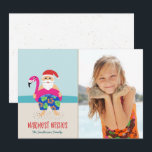 Cute Funny Tropical Beach Santa-kerstfoto Feestdagenkaart<br><div class="desc">Deze schattige vakantiefootkaart is voorzien van een handgetekende tropische kerstman met kleurrijke zwemtrunks en een fel fuchsia flamingo-zwembad. Andere details zijn een zandstrand, de oceaan, een blauwe hemel en een stijlvolle typografie, lezen: "Warmest Wishes". Gemakkelijk om met uw eigen foto en tekst aan te passen! Verstuur dit kerstseizoen of voor...</div>