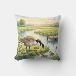 Cute Gans En Baby's Rivier- En Meer Dieren  Kussen