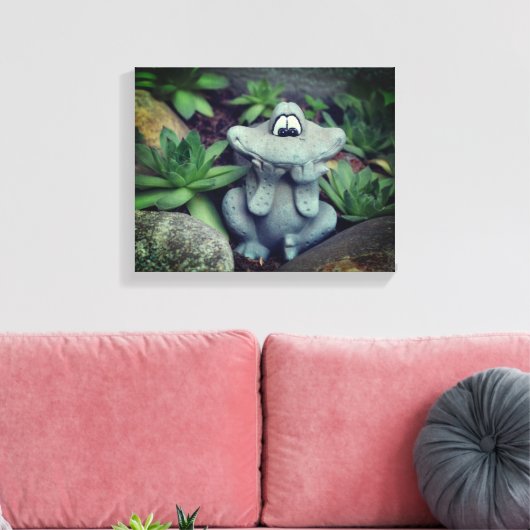 Cute Garden Frog Succulent Garden Canvas Afdruk (Insitu (Woonkamer))