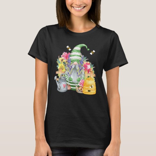 Cute Garden Gnome with bijen and Flowers Gardener T-shirt (Voorkant)