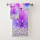 Cute geborsteld paars faux bad handdoek (Insitu)