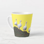 Cute Geese Cust. Gele latte Mok (Linkerhoek)