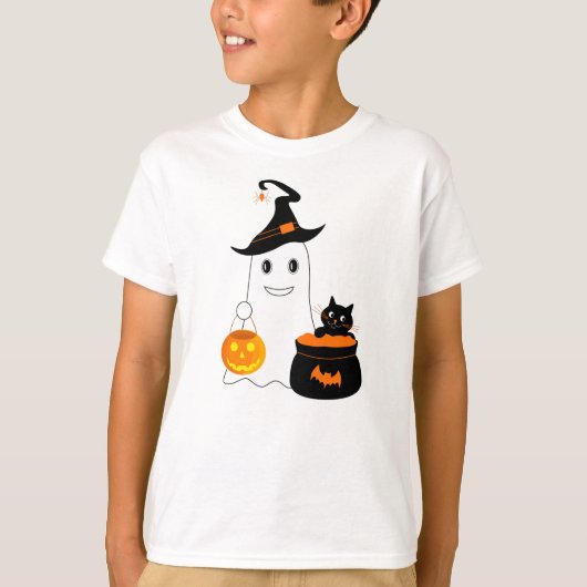 Cute geest met zwarte kat viert halloween t-shirt (Voorkant)