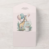 Cute Gender Neutral Giraffe Baby shower All In One Uitnodiging (Buitenkant)
