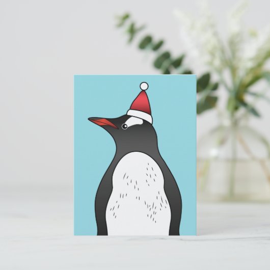 Cute Gentoo Penguin die een kersthat op blauw heef Briefkaart (Staand voorkant)