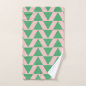 Cute Geometric Triangle Pattern in Roze and Green Bad Handdoek (Handdoek)