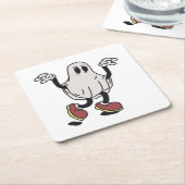 Cute ghost enjoying kartonnen onderzetters (Schuin)
