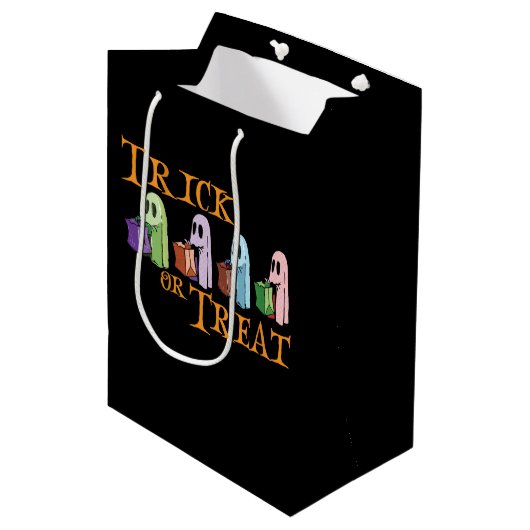 Cute Ghosts Trick or treat Bag Medium Cadeauzakje (Voorkant Gekanteld)