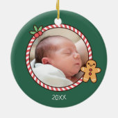 Cute Gingerbrood Man Baby's Eerste Kerstfoto Keramisch Ornament (Achterkant)