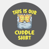 Cute Giraffe Couple This Is Our Cuddle  Ronde Sticker (Voorkant)