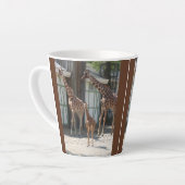 Cute Giraffe Familie Design Latte Mok (Linkerhoek)