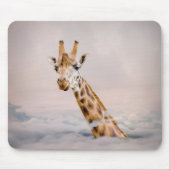 Cute giraffe head in wolken muismat (Voorkant)