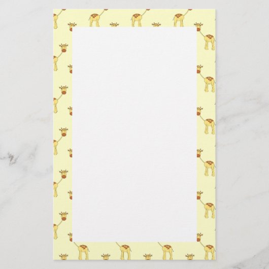 Cute Giraffe Pattern op Yellow. Briefpapier (Voorkant)