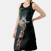 CUTE GIRAFFE PORTRAIT SCHORT (Insitu)
