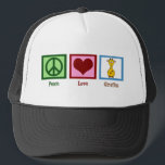Cute Giraffe Trucker Pet<br><div class="desc">Giraffe van Peace Love. groen vredesteken, rood hart en cartoon giraffe.</div>