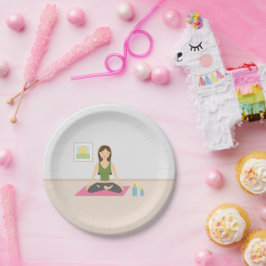 Cute Girl doet Yoga in een  kamer Papieren Bordje