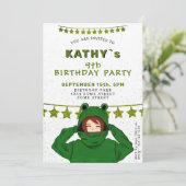Cute Girl met Green Frog Hoody Drawing Birthday I Kaart (Staand voorkant)