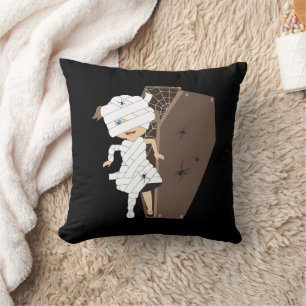 Cute Girl Mummy Coffin Halloween Design Kussen